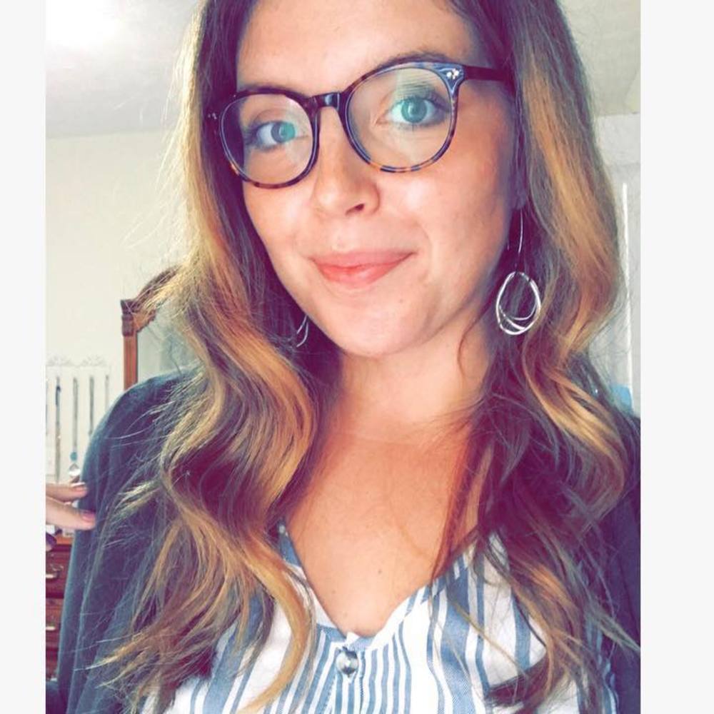 Meet your Posher, Claire